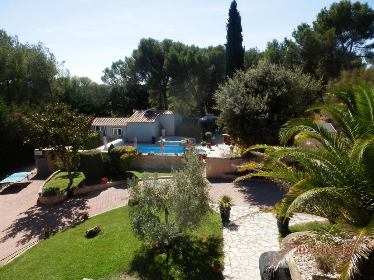 Gite Le City En Provence Ламбеск Екстер'єр фото